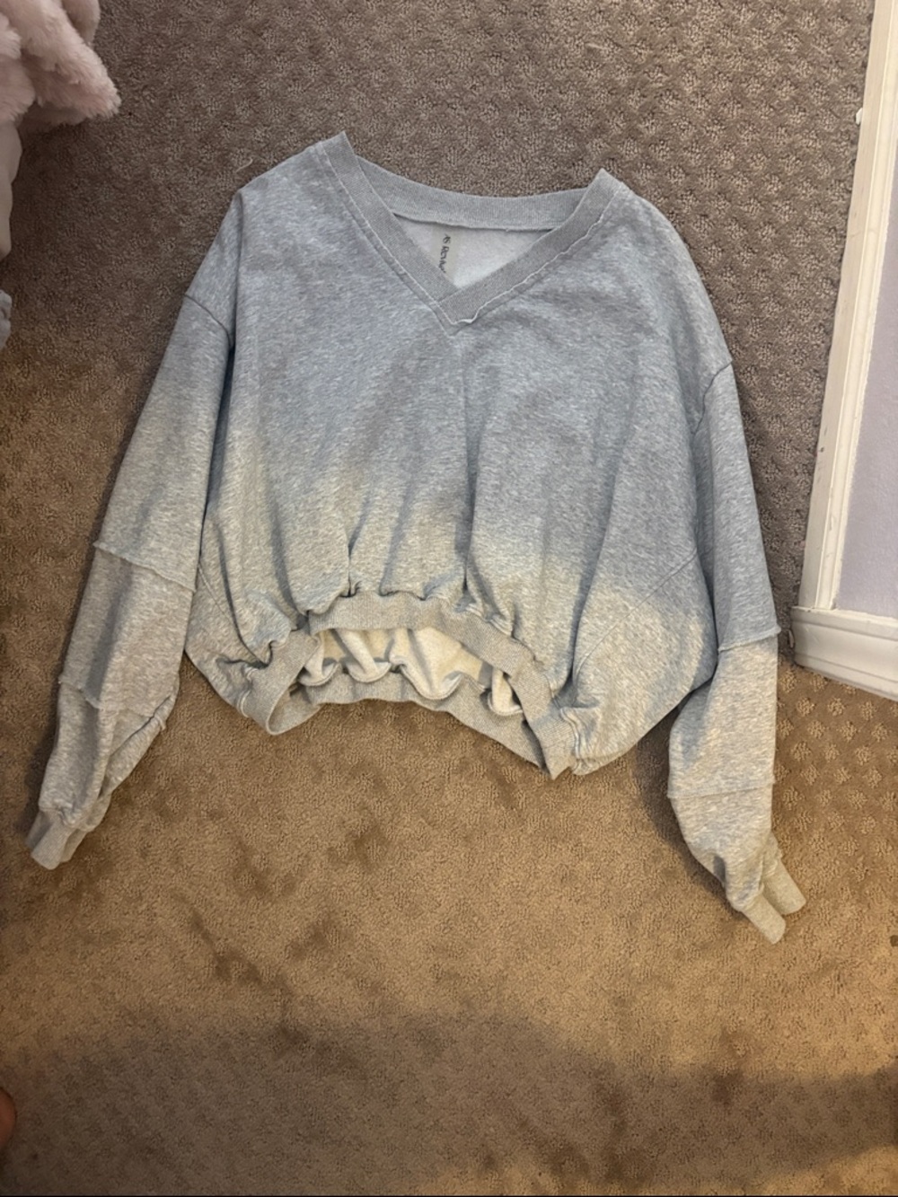 AS revival cropped V-Neck Gray Pullover Sweatshirt